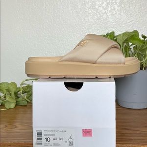 🔥🔥 WMNA JORDAN SOPHIA SLIDE 🔥🔥